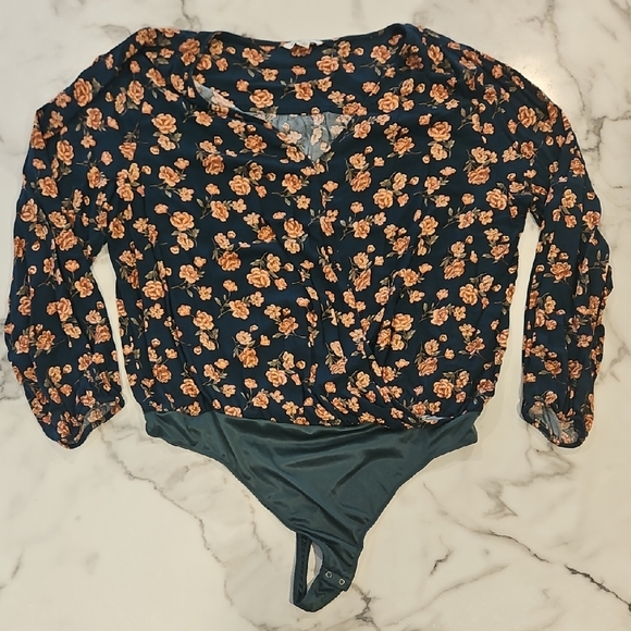 American Eagle Outfitters Kids Bodysuit - Black with Orange Floral - Picture 1 of 3